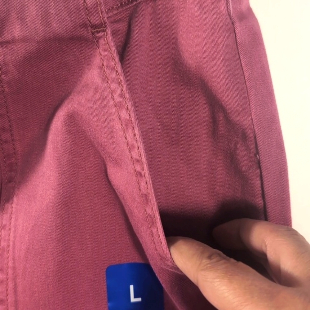 NWT Gloria Vanderbilt Utility Cargo Shorts Light Maroon Size Large | Stretch - Picture 14 of 16